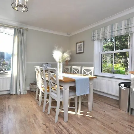 Apartman No9 By The Park, *